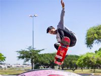 #BeautifulNews: No path? No problem. The world is this skateboarder’s playground
