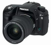 New digital SLR camera with interchangeable lens