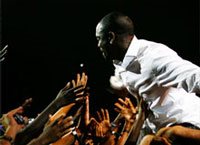 Akon at the MAMAs 2009