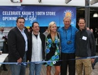 Hendrik Coetsee, CEO of Kauai, with Wayne van Bloemenstein (Eden on the Bay Kauai Franchisee), Kauai Brand Ambassador Roxy Louw with her dad Rob Louw, and founder and Chief of Innovations at Kauai John Berry.