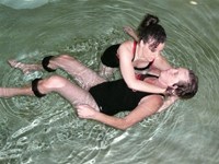 Aquatic bodywork, a means of rehabilitation and therapy