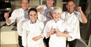 Back (L - R): Wynand van Rooyen, Chef of the Year 2011; Darren O’ Donnovan, Chef School Challenge Winner; and Delvin Reck, Stalwart of the Kitchen 2011 Front (L - R): Left to right: Megin Meikle, Chef School Challenge Winner; and Ashleigh Heeger, Young Chef of the Year 2011