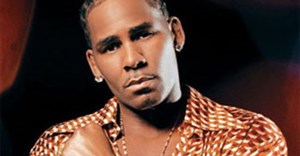 R Kelly to play SA in 2014