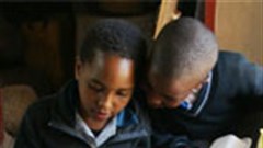 600 learners receive deskbags