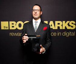Jarred Cinman receives his award for Best Individual Contribution to SA Digital Media & Marketing at The Bookmarks 2013.