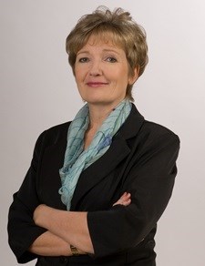 Dr Dominique Stott
