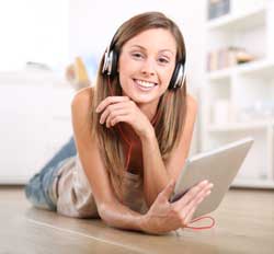 Digital music apps are rocking the music industry. Image: Goodluz