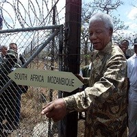 Madiba at the launch of the Great Limpopo Transfrontier Park.