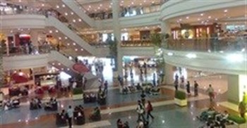 Caps banned as Philippine malls fight crime