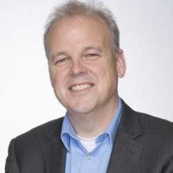 HP's Martin Fink says applications must be scaled for hybrid environments. Image: HP