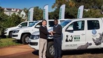 Matthew Norval, Director: Conservation at Wilderness Foundation with Andile Dlamini, Manager: Volkswagen Brand Public Relations