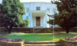 Mahlamba Ndlopfu, formerly known as Libertas, is one of the heritage houses in Bryntirion that will be kept in tip-top condition for government officials. Image: Wikipedia