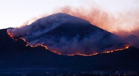 Drones, maps and social networks: how SA's media has used tech to report on the #CapeFire