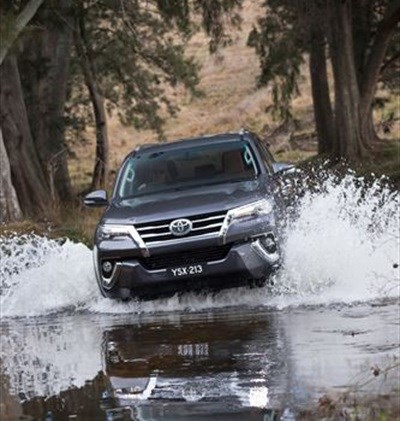 Toyota Fortuner bows in