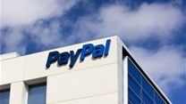 PayPal jumps in first trades after spinoff