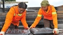 Cape Town trains women for road maintenance