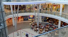 Somewhere to eat and drink is important to SA shoppers, survey finds