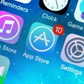 Apple pulls data snooping apps from online shop