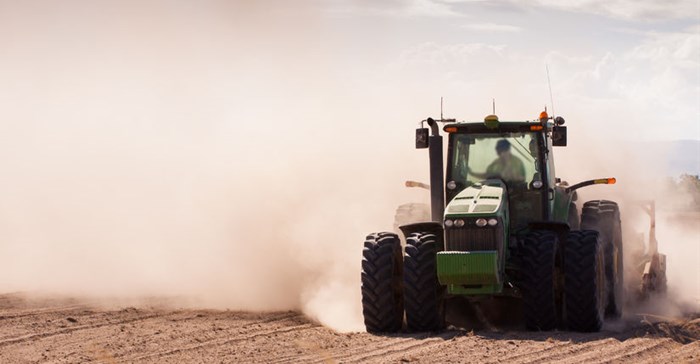 Saama: Tractor sales plunge 23.2% y/y in October to 618 units