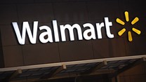 Walmart unveils mobile pay service, challenging Apple