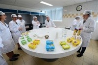 Employees test margarine at Unilever's headquarters in Rotterdam.<p>Image source:<br>Photographer: John Thys