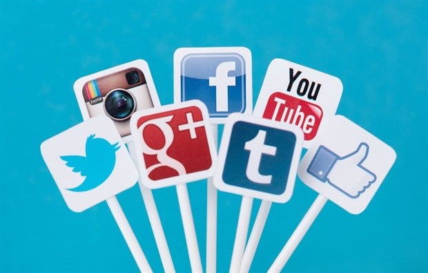 Leveraging social media to increase conversion