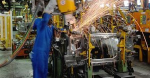 Machines operate at Ford’s assembly plant in Silverton, Pretoria. While manufacturing should be benefiting from the weak rand, high-cost imports, low demand and currency volatility are stifling the sector.
Image source: