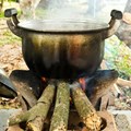 Cooking with biomass fuel increases the risk of COPD © Thanamat Somwan