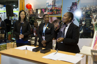 From left to right: Miss Xing Gan (Marketing Manager for UnionPay International Africa Branch), Madam Nabintu Petsana (Head of Johannesburg Tourism) and Madam Lumka Dlomo (Marketing Manager of Johannesburg Tourism)