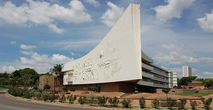 Mike-Prins via  - Administrative building University of Pretoria