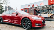 Tesla driver killed on 'autopilot' mode, US probe opened