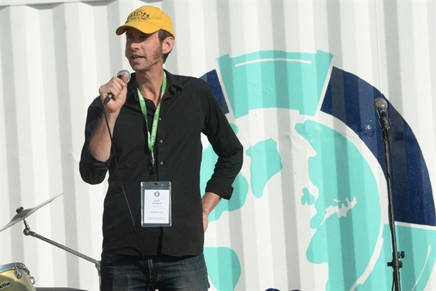 Dave Donald (Healthabitat) addressing international and local community teams at the 2016 Community Plumbing Challenge held in Diepsloot, Johannesburg, South Africa in July. Image credit: Gallo Images/ Lefty Shivambu