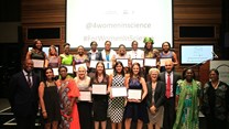 L'Oréal-UNESCO For Women in Science 2016 fellows with judges