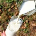 Woolworths launches 30% plant-based plastic milk bottle
