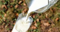 Woolworths launches 30% plant-based plastic milk bottle