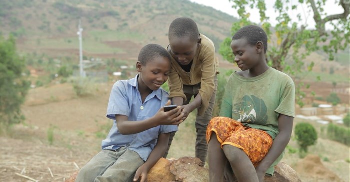 #AfricaCom Expanding internet connectivity throughout rural Africa