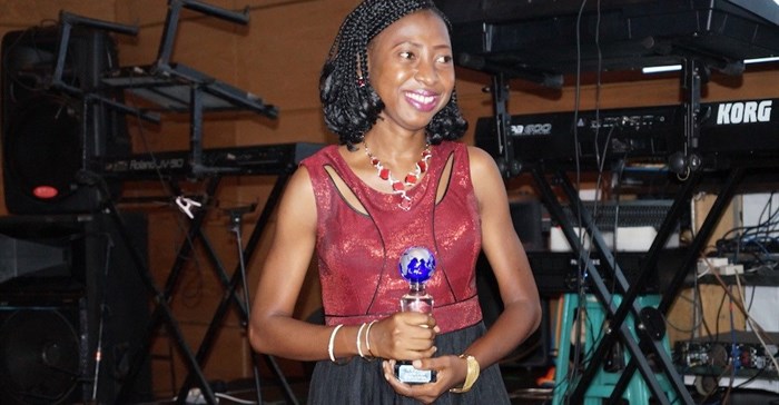 Nike Popoola (Nigeria) winner of the 2016 Pan-African ReInsurance Journalist award.
