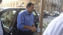 India's Mistry launches legal battle against Tata Sons