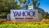 Yahoo delays sale of core business to Verizon