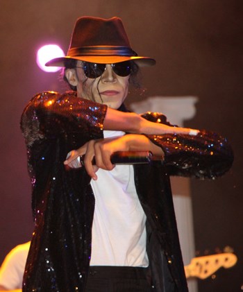 #MusicExchange: Meeting MJ impersonator; Dantanio