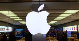 Apple joins group devoted to keeping AI nice