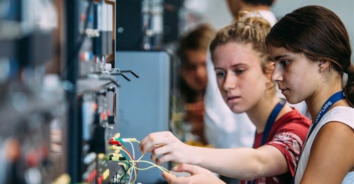 Students at the 2017 Science, Technology, Engineering and Maths (STEM) Camp for Girls at the University of Wollongong. Paul Jones/UOW, Author provided