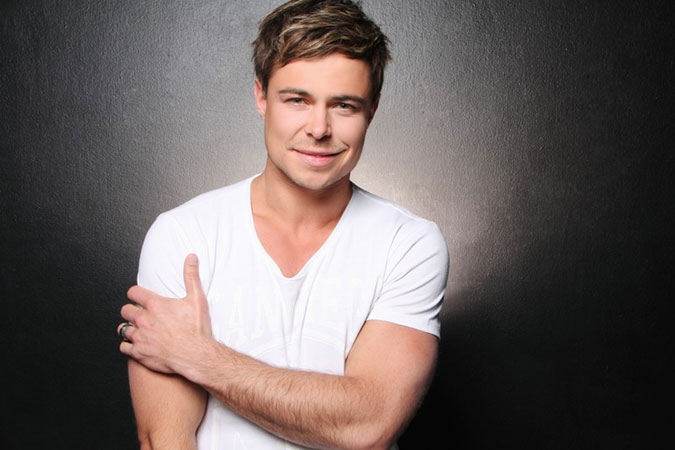 Popular Afrikaans singer and The Voice SA judge Bobby van Jaarsveld will be on stage at the Rand Show on Sunday, 16 April, from 4pm-5pm. Other top performers, including Kurt Darren and Karlien van Jaarsveld, will also be performing on the Rand Show’s Showtime Stage: visit www.randshow.co.za for the full line-up. Joburg Expo Centre, Nasrec.