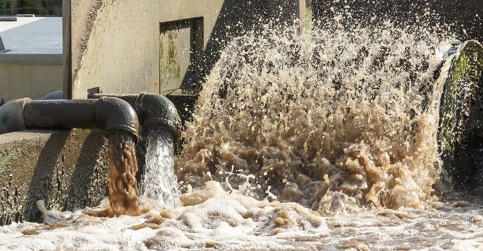 Footage reveals flood of sewage into Swartkops River