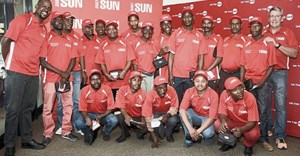 Champion street sellers with Reggie Moalusi (Daily Sun) and Andre Van Tonder (On the Dot). On the Dot top 20 street sellers are: Lukhanyo, Nonkotamo, Ernest Moehi, Charles Klip, Chicco Mondlane, Nelson Naice, Simon Taaibosch, Nathan Amstredam, Eric Dlamini, Tshepo Mahlophe, Leonard Rametsi, Josta Modlane, Peter Makgoda, Solly Mogare, Kabelo Mosikari, Maqele, Magogo, Dickson Fumu. (Please note that list of names is not according to the picture above, three sellers were unable to attend).