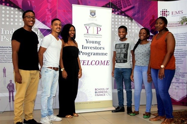 The Young Investors Programme 2017 student committee (from L-R): Sinalo Mhlauli (Secretary), Benetton Petersen (Chairperson), Yamkela Mdletye (Student Liaison), Kgomotso Makena (Treasurer), Musa Sotashe (Marketing & PR) and Lelethu Bodlani (Project Manager).<p>Photo credit: Nicklaus Kruger