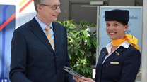Lufthansa provides 20,000 flight attendants with iPads