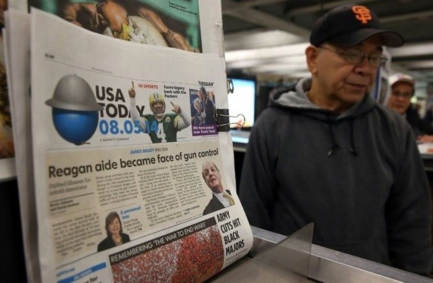US newsstands are increasingly rare as readers turn to online platforms for information |