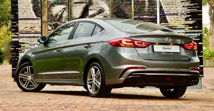 Flagship Hyundai Elantra: Comfortable sedan with zippy performance