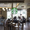 Bucking retailer trend, Starbucks shuts online store